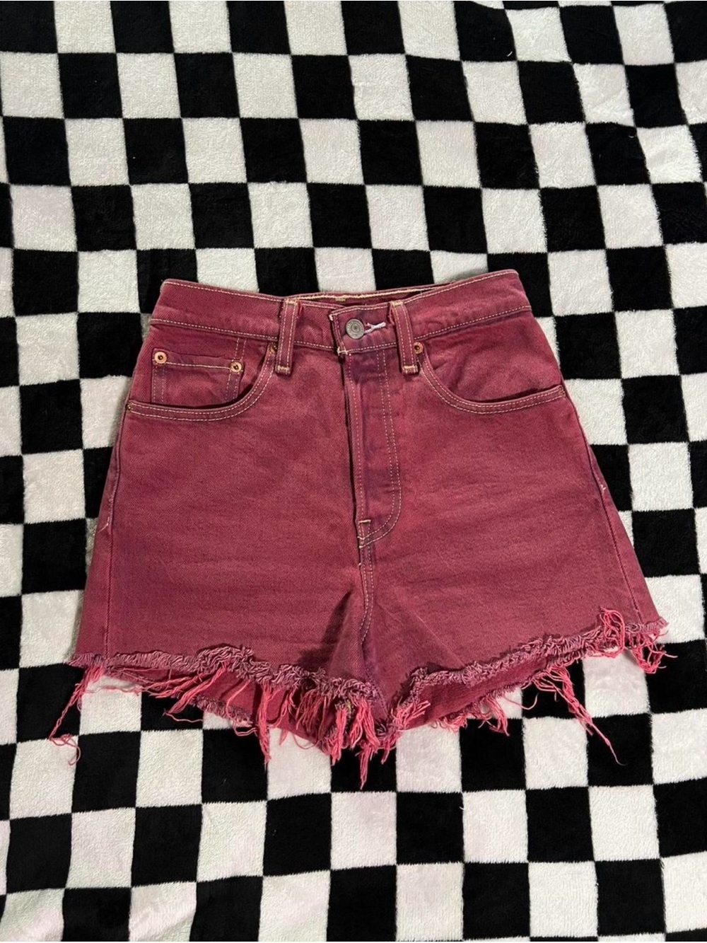 Levi's Ribcage Short Frayed Jean Shorts in Pink Waist 24
